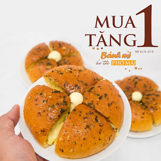 4Gs Texas mua 1 tặng 1 bánh mì bơ tỏi phô mai